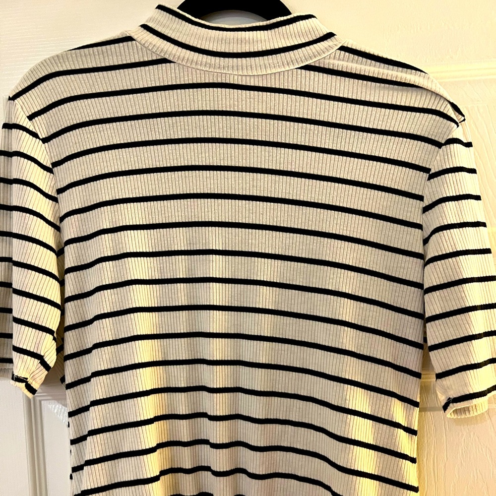 18/20W Black and White Striped Bodysuit